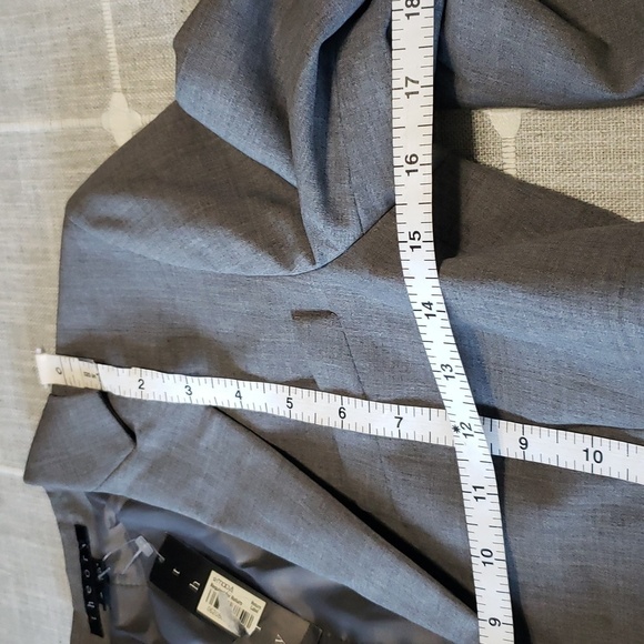 NWT Theory Gratian Blazer, Color Light Heather, Size 2 - Picture 11 of 15